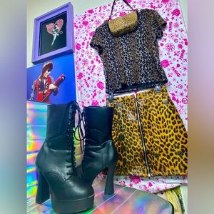 BUNDLES! Buy 4 items and get 20% off your order.